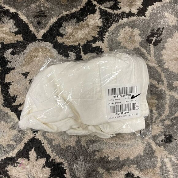 Madewell Relaxed Denim Shorts* - Picture 8 of 8